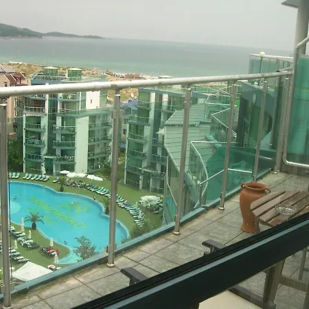 Apartment 802, Spacy Apm With Sea View.